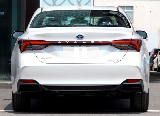 4 Door 5 Seat Toyota Hybrid Vehicle 205km/H Toyota Avalon 2022 Deluxe Edition